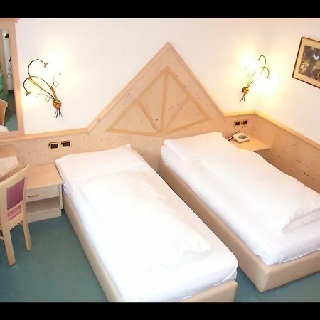 Hotel Olympia 3*