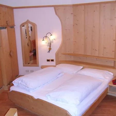 Hotel Olympia 3*